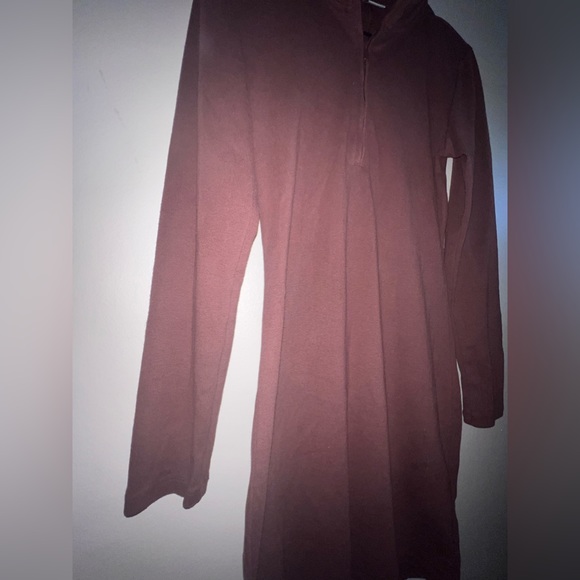 Sunday Best by Aritzia, half zip dress, size Medium, cognac brown, EUC - Picture 10 of 11